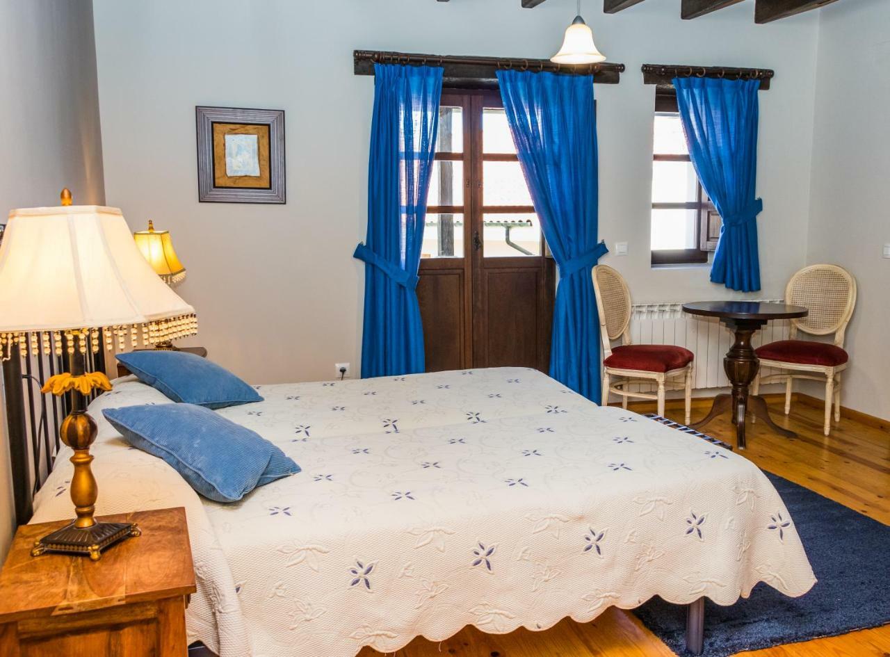 Casa De Aldea El Navaron Cofiño エクステリア 写真